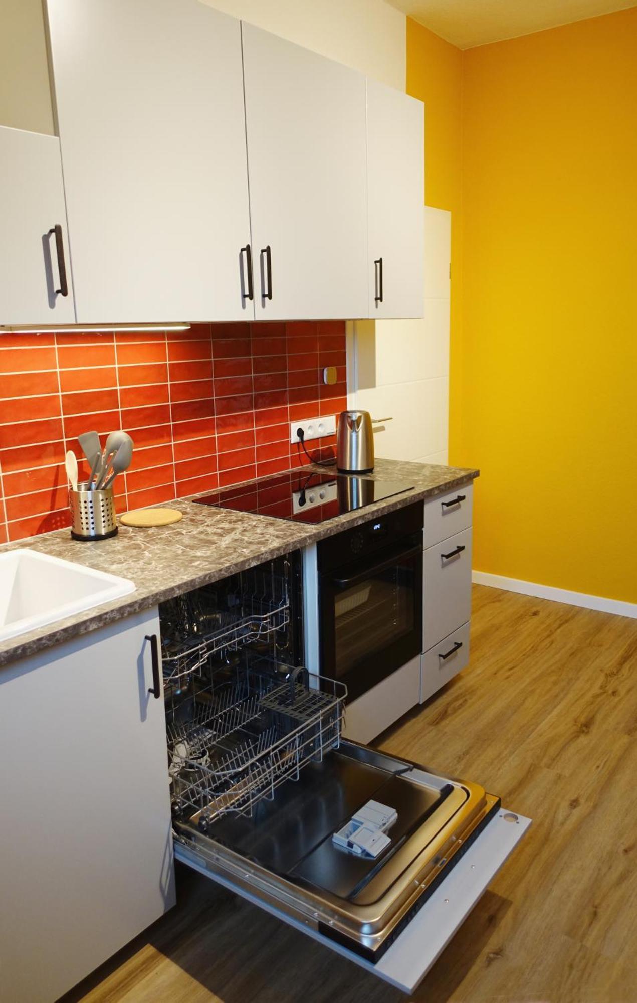 Big Flat With Fresh Renovation, Free Parking, Sonyps, Netflix Apartment Duisburg Exterior photo