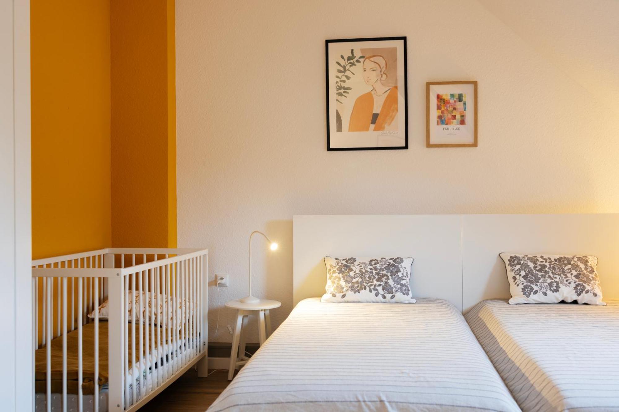 Big Flat With Fresh Renovation, Free Parking, Sonyps, Netflix Apartment Duisburg Exterior photo